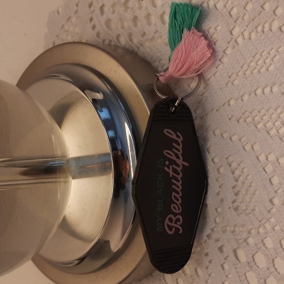My Black is Beautiful key chain - Picture 3 of 4